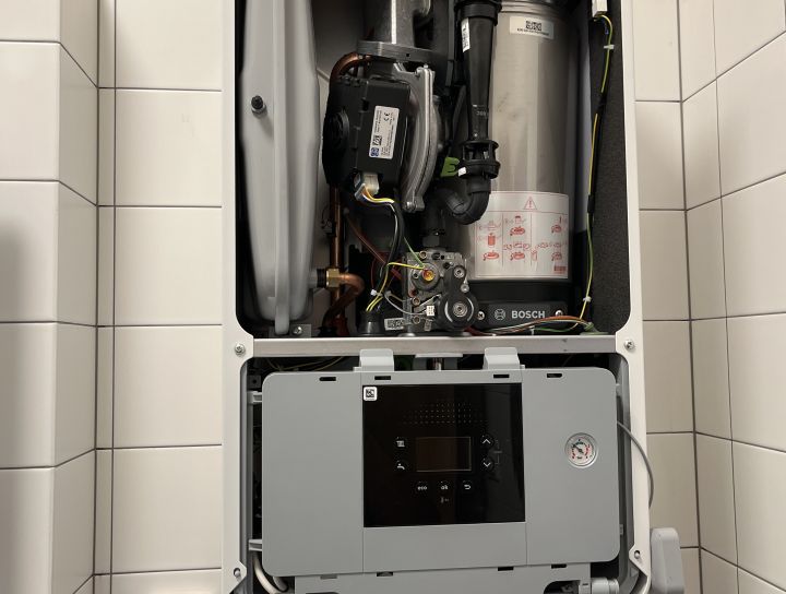 Montáž plynového kotelny Bosch CG 2300i - BD Brno